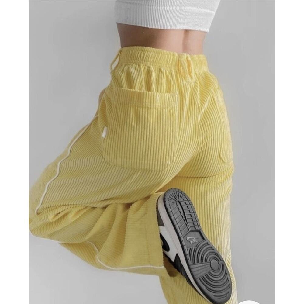 💥 Urban Outfitters Corduroy Baggy Pants Yellow Size S / SP Unisex D2